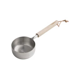 Ernst Desilitramitta Puukahvalla