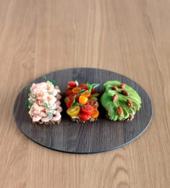 LIND DNA Cut & Serve Pyöreä Leikkuulauta, M -Keittiötarvike Kauppa 35263 02 7 EnvironmentImage a1879e4c2e