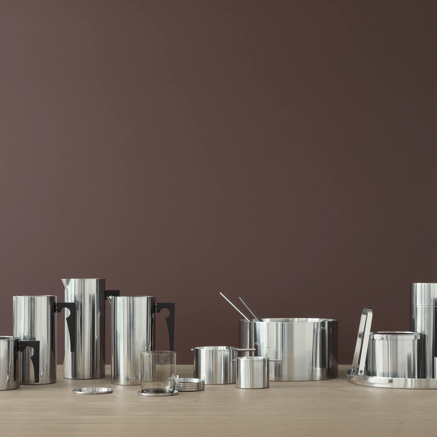 Stelton AJ Cylinda-line -tuhkakuppi, Pieni 4 Stelton AJ Cylinda-line -tuhkakuppi, Pieni - Image 2