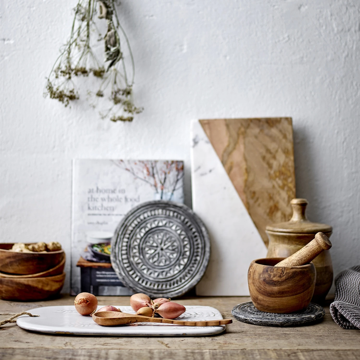 Bloomingville Inni Mortteli Survimella 4 Bloomingville Inni Mortteli Survimella - Image 2