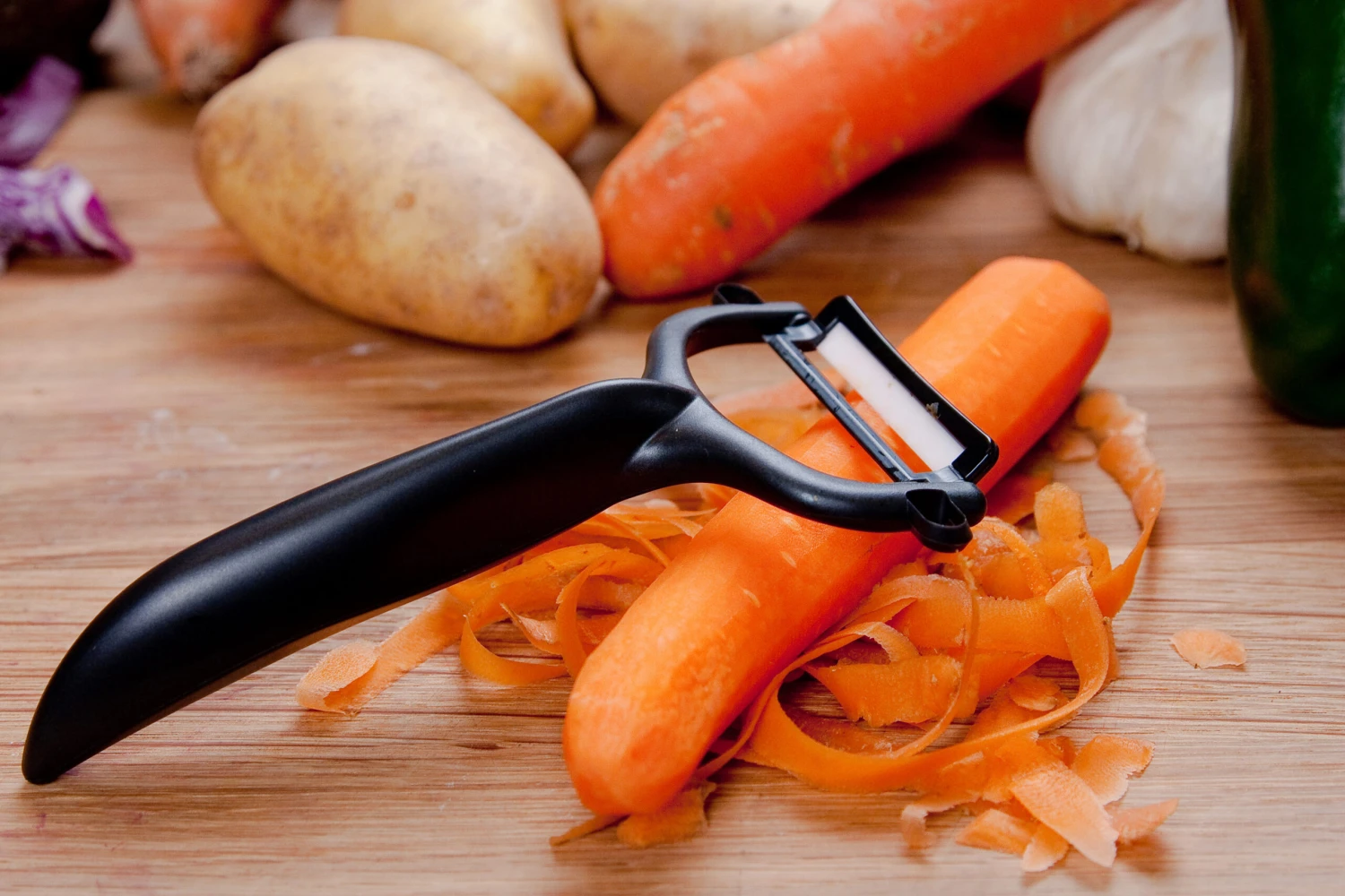 Kyocera Keraaminen Kuorimaveitsi Malli T 4 Kyocera Keraaminen Kuorimaveitsi Malli T - Image 2