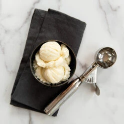 Nordic Ware -taikinakauha -Keittiötarvike Kauppa 515960 01 5 EnvironmentImage d5600ac958