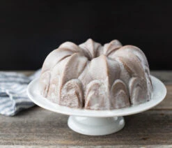 Nordic Ware Fleur De Lis Bundt -leivontavuoka -Keittiötarvike Kauppa 515963 01 4 EnvironmentImage 240810086d