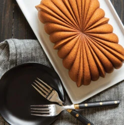 Nordic Ware Classic Fluted Loaf -leivontavuoka 11 Nordic Ware Classic Fluted Loaf -leivontavuoka -Keittiötarvike Kauppa 515966 01 4 EnvironmentImage a3e077632f