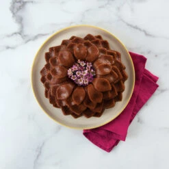 Nordic Ware Blossom Bundt -leivontavuoka 9 Nordic Ware Blossom Bundt -leivontavuoka -Keittiötarvike Kauppa 515989 01 5 EnvironmentImage cbd9da77ad