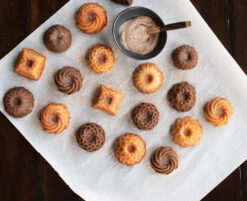 Nordic Ware Kierteinen Charms Kakkuvuoka -Keittiötarvike Kauppa 573282 01 40 EnvironmentImage fd9598458c