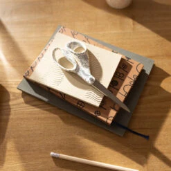 Fiskars X Iittala -yleissakset 21 Cm 9 Fiskars X Iittala -yleissakset 21 Cm -Keittiötarvike Kauppa 574582 01 40 EnvironmentImage 589a0af9a7