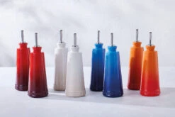 Le Creuset Signature öljy- Ja Viinietikkapullot -Keittiötarvike Kauppa 578833 01 70 ProductImageCollection 5ef13c47d8